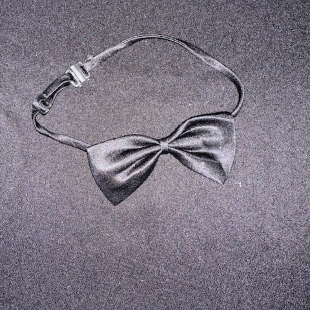 Black Cotton Bow Tie   - PETS  7364  NWT Boutique